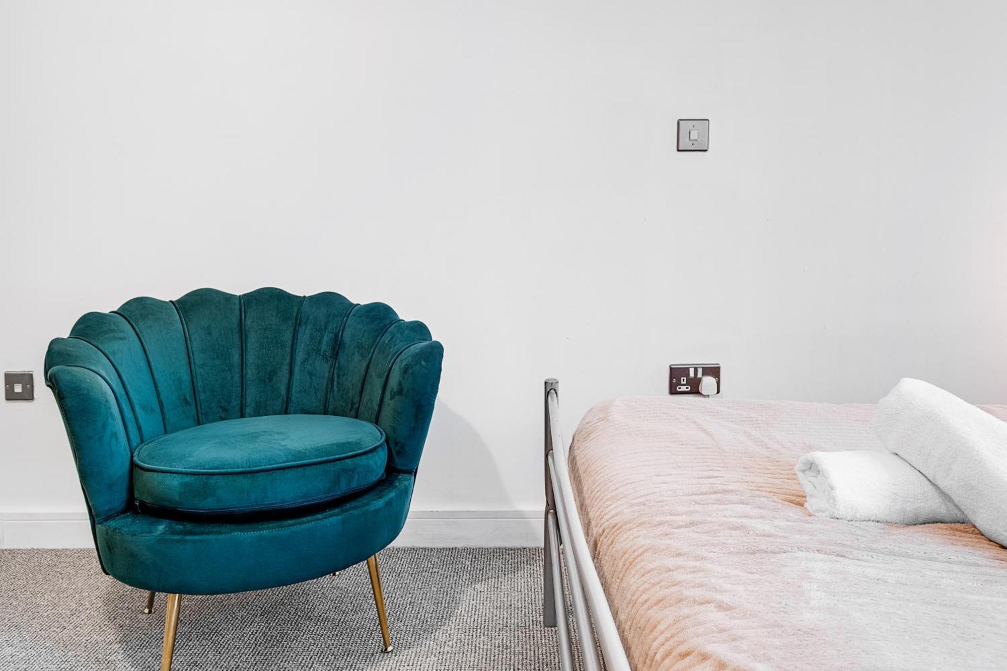 Ultra Stylish 2 Bedroom Apt Centrally Located Birmingham Buitenkant foto