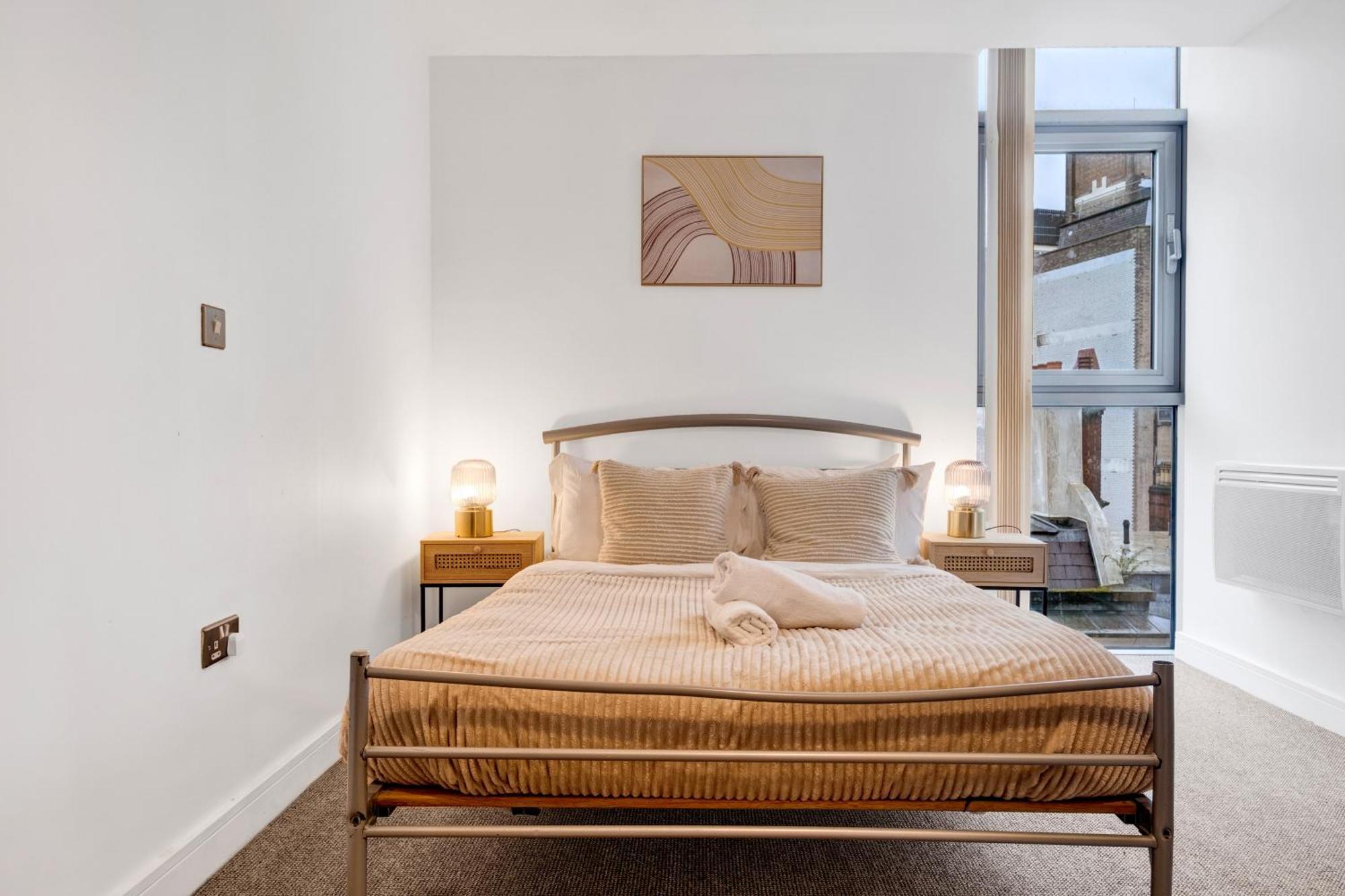 Ultra Stylish 2 Bedroom Apt Centrally Located Birmingham Buitenkant foto