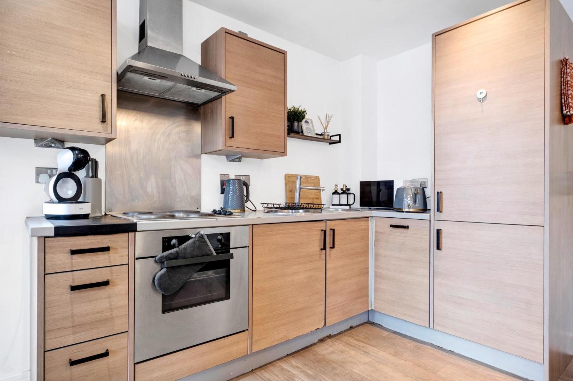 Ultra Stylish 2 Bedroom Apt Centrally Located Birmingham Buitenkant foto
